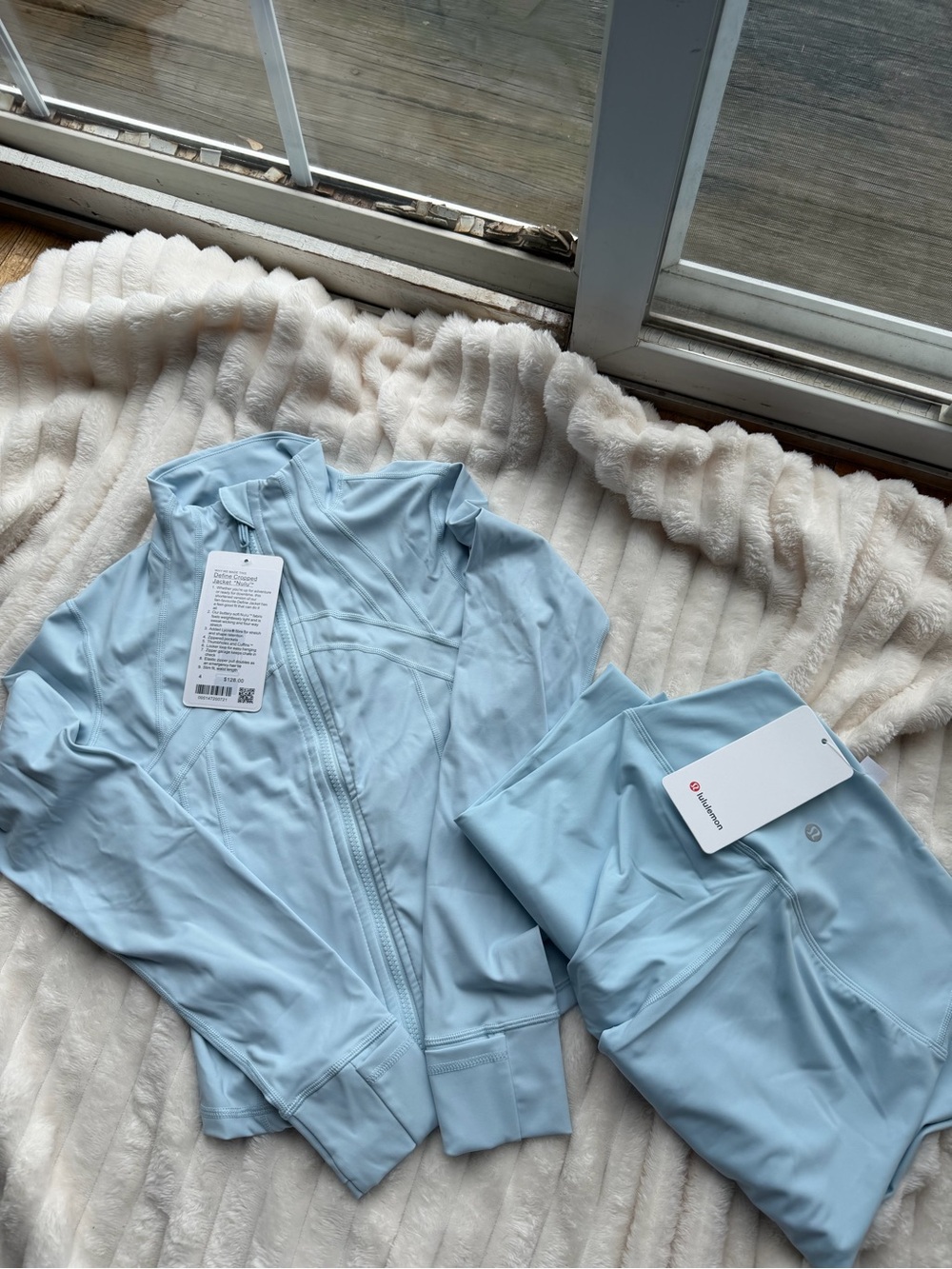 lululemon Define Cropped Jacket *Nulu Blue Size 4